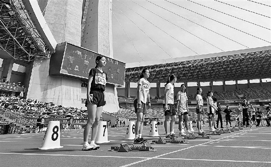 最终以, 第一枪比的 最终以, 第一枪比的